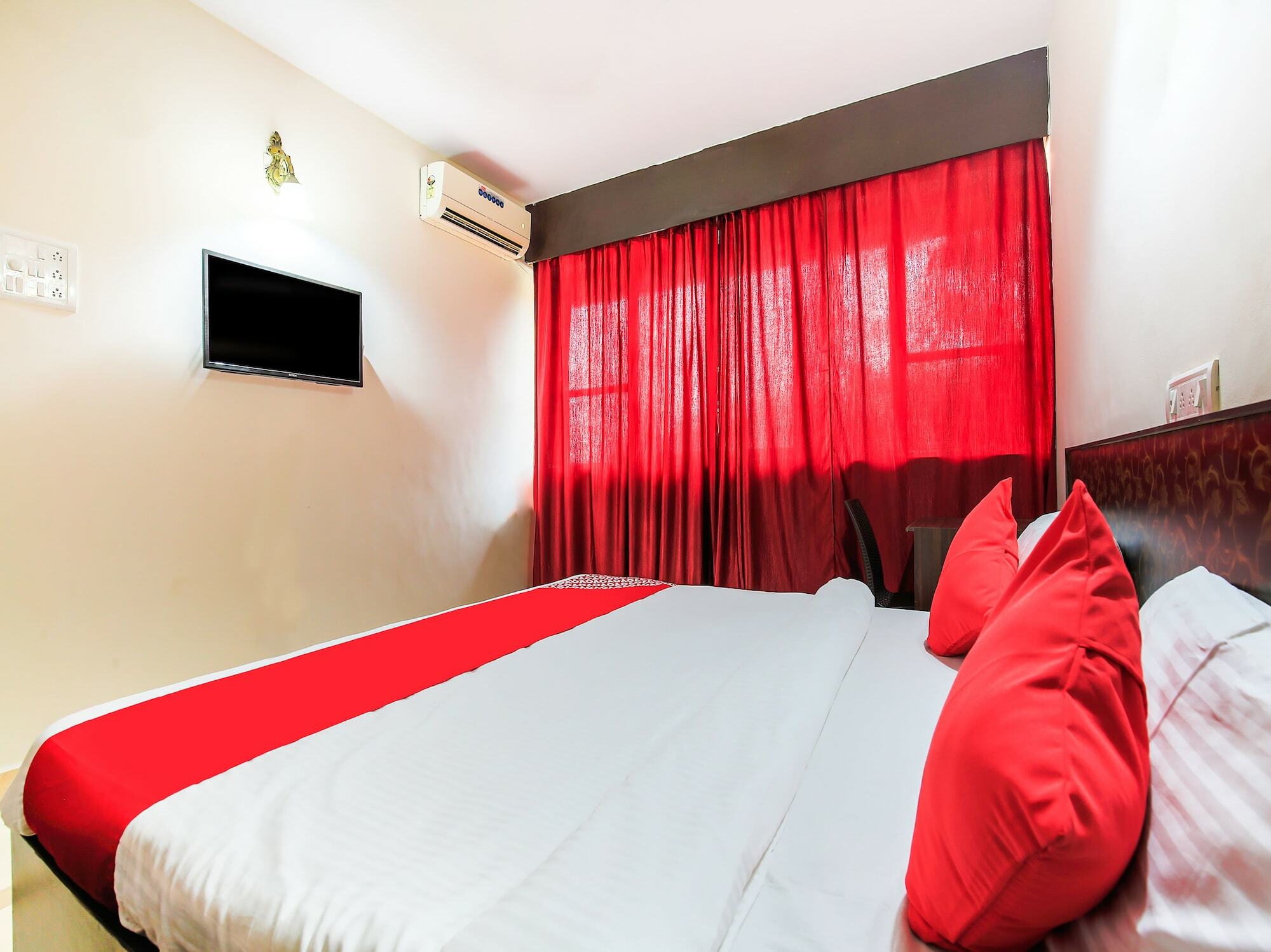 Oyo 18794 Hotel Colva Plaza Dış mekan fotoğraf